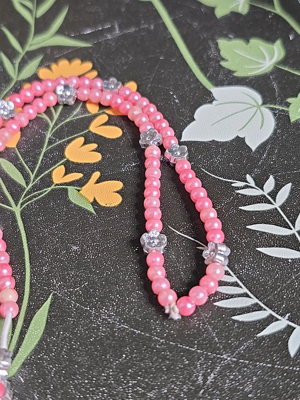 HELLO KITTY Necklace  SANRIO 2008 Y2K Vintage Pink Beaded Charm